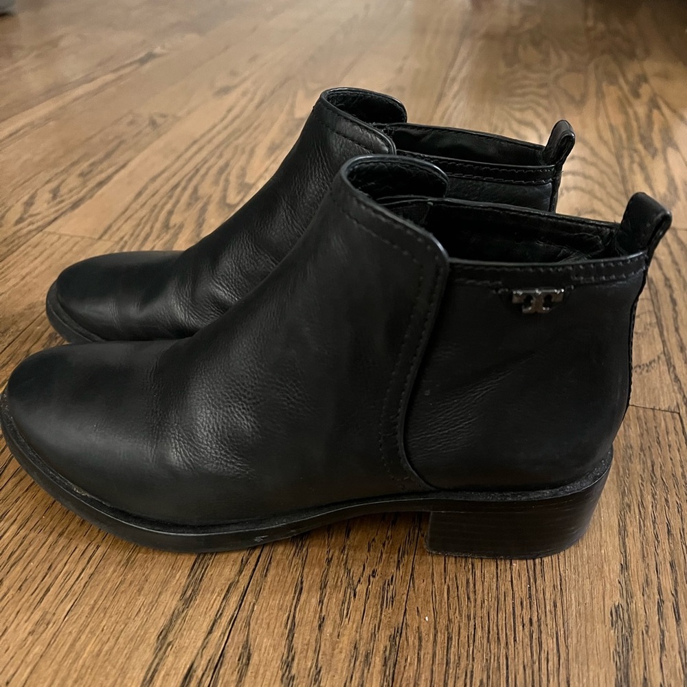 Tory Burch Lexi Leather Bootie